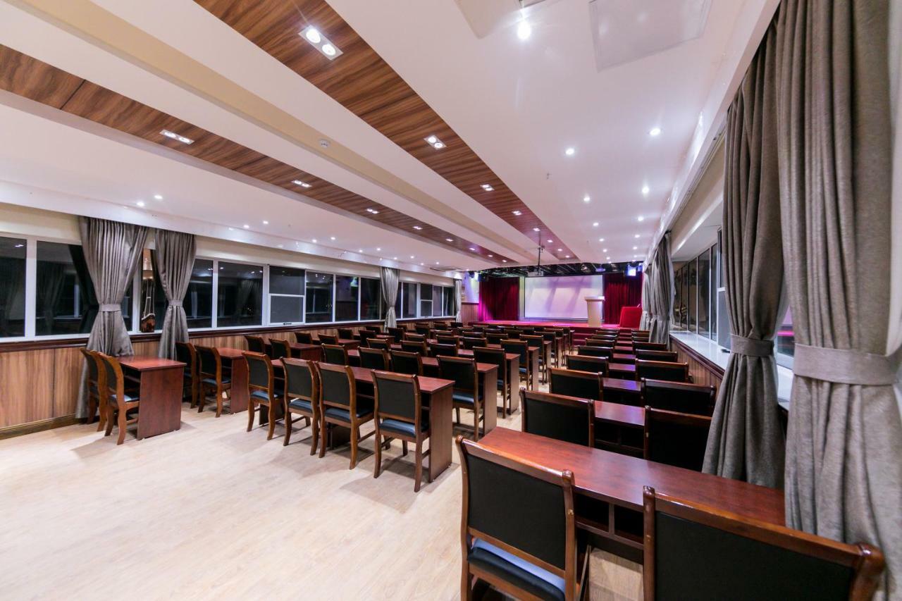 Ibis Nantong Qingnian Hotel Exterior foto